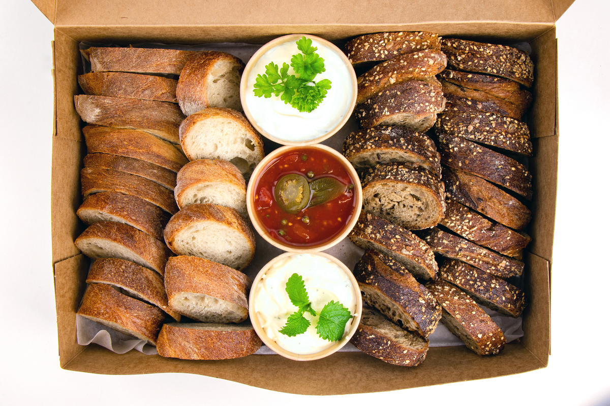 BREAD PLATTER